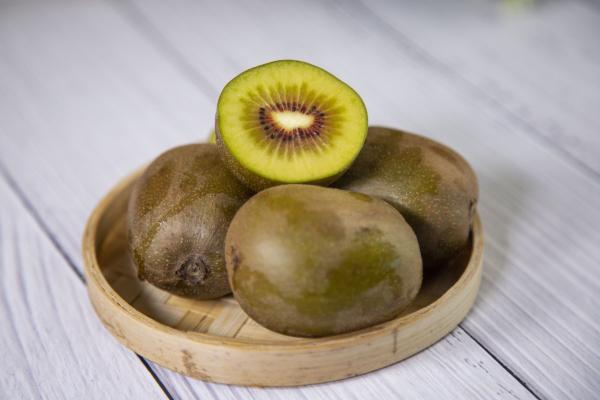 獼猴桃吃了對身體有什么好處 吃獼猴桃有什么禁忌