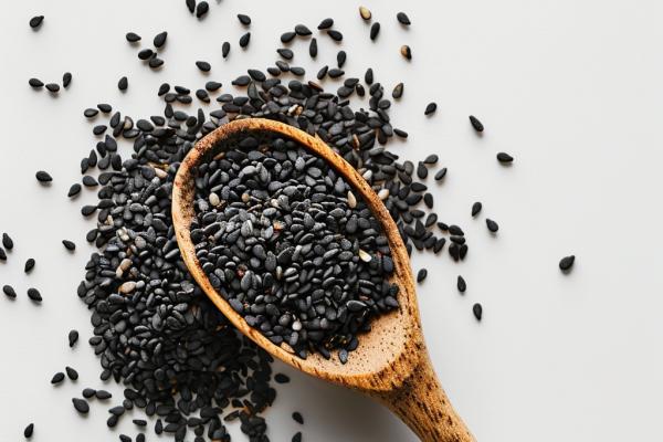 養(yǎng)腎補精的食物有哪些 補腎虛吃什么食物好-易網(wǎng)<a href=http://m.henggaotouzi.com/ target=_blank class=infotextkey>健康養(yǎng)生</a>網(wǎng) 養(yǎng)腎補精的食物有哪些 補腎虛吃什么食物好