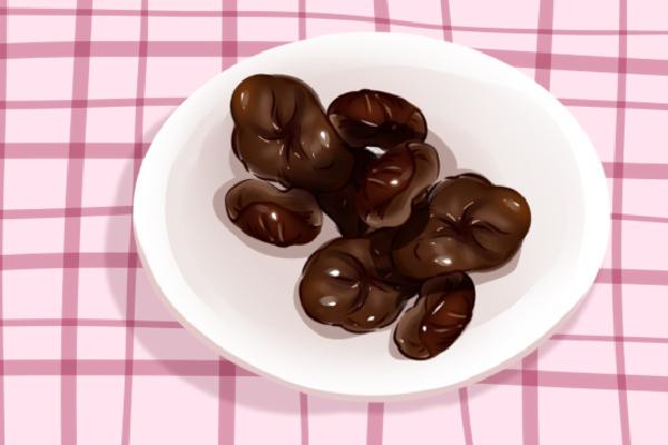 黑木耳的功效與作用、禁忌和食用方法