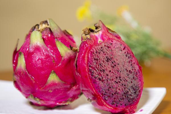 紅心火龍果的功效與作用、禁忌和食用方法