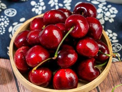 車?yán)遄雍蜋幟室黄鸪缘慕】敌Ч心男?  style=