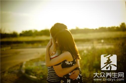 怎樣做前戲舒服呢? 怎樣做前戲舒服呢?