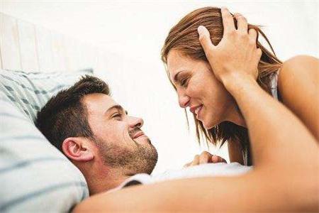 性生活多久一次最好?除了頻率,你需要注意的是性生活技巧-易網(wǎng)健康養(yǎng)生網(wǎng) 性生活多久一次最好?除了頻率,你需要注意的是性生活技巧