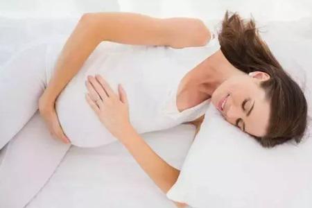 孕期性生活對胎兒有什么影響？孕婦不妨從這四個(gè)階段考慮