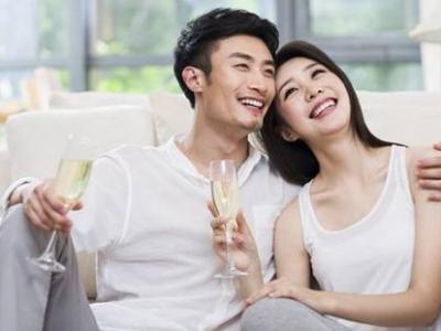 女人私語性經(jīng)驗豐富該不該告訴未婚夫 過去的性經(jīng)歷影響婚姻生活嗎