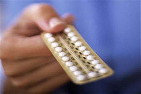 吃了避孕藥還會懷孕嗎?女性吃緊急避孕藥的危害-易網(wǎng)<a href=http://m.henggaotouzi.com/ target=_blank class=infotextkey>健康養(yǎng)生</a>網(wǎng) 吃了避孕藥還會懷孕嗎?女性吃緊急避孕藥的危害