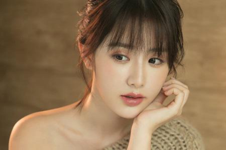 口述和男友第一次性接觸 他把我抱起來(lái)站著做