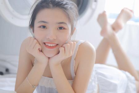 她的小梨渦印在我心間 按耐不住性沖動我們做不停