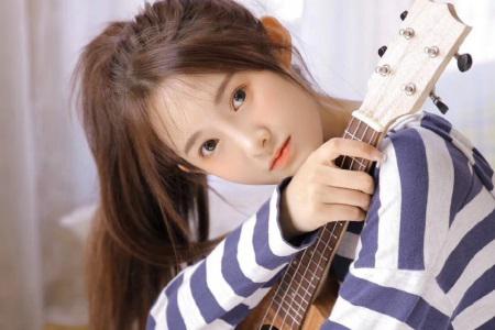 潮性辦公室有透明窗戶 撞見親胸揉胸膜下刺激視頻