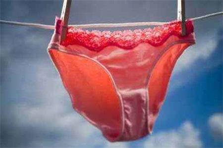 下面腥臭味是什么回事?女性私處有異味大多是這三點原因-易網健康養生網 下面腥臭味是什么回事?女性私處有異味大多是這三點原因