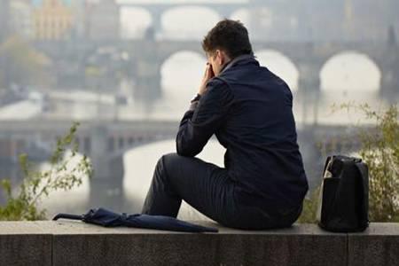 前列腺炎有什么癥狀?這些癥狀表現(xiàn)還會(huì)引起其他疾病-易網(wǎng)健康<a href=http://m.henggaotouzi.com/jkys/ target=_blank class=infotextkey>養(yǎng)生</a>網(wǎng) 前列腺炎有什么癥狀?這些癥狀表現(xiàn)還會(huì)引起其他疾病