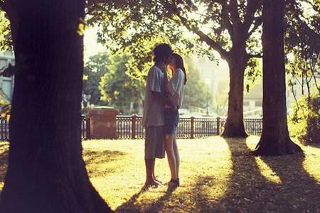 接吻的時候不閉上眼睛嗎？第一次接吻應該知道這些技巧