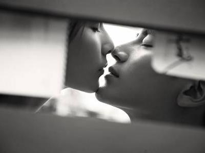 接吻的時候不閉上眼睛嗎？第一次接吻應該知道這些技巧