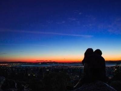 接吻的時(shí)候會(huì)有口臭嗎？接吻的時(shí)候心跳加速說明什么？