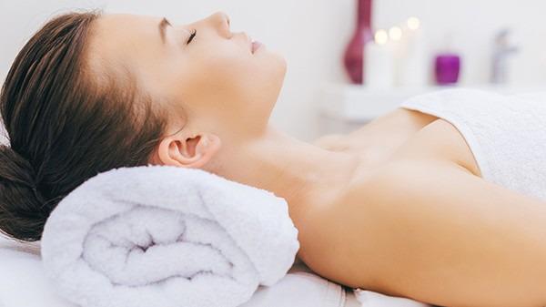 哪個睡姿會導致女性不孕？注意仰臥