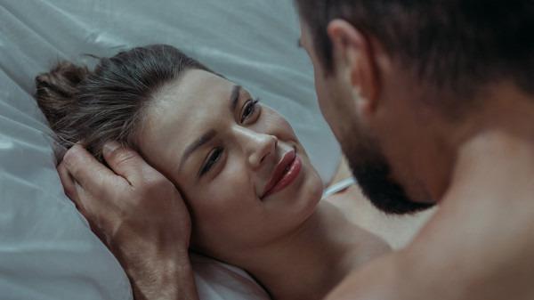 新婚之夜夫妻要注意哪些事 適合新婚的性愛技巧