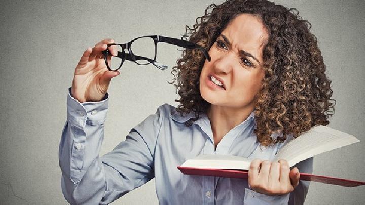 視網膜性偏頭痛和遺精有何不同 詳解視網膜性偏頭痛和遺精的表現