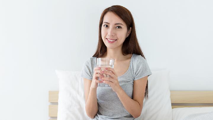 玩樂一陣子開始交配 用舌頭送她到性高潮顛峰-易網健康養(yǎng)生網 玩樂一陣子開始交配 用舌頭送她到性高潮顛峰