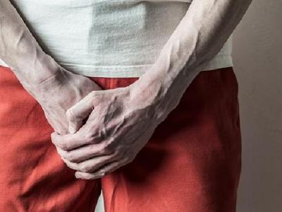 男性青春期遺精是怎么回事 男性青春期遺精該注意這些