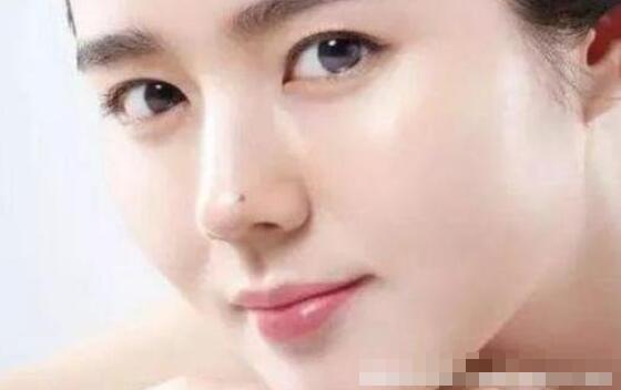 女人身上最好的16痣圖解大全，屁股有痣最富貴(位置與命運)