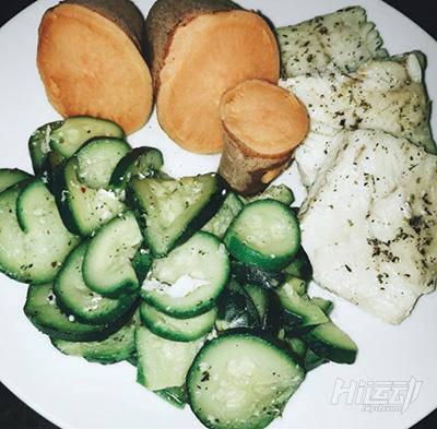 新的一年，祝你跟這個(gè)小伙一樣：減肥上癮