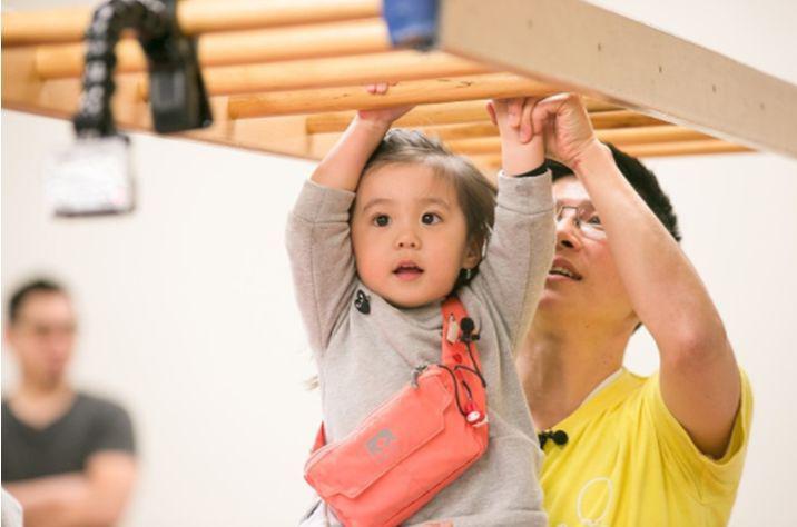 賈靜雯女兒咘咘變身健身小能手，小孩運動該注意哪4點？