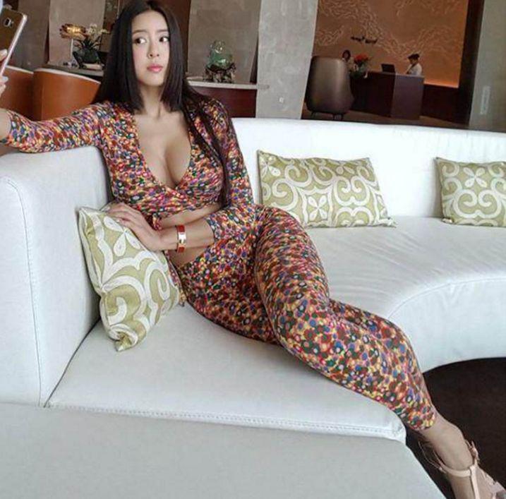 韓國(guó)版王祖賢竟要出道了？不僅擁有火辣身材還是個(gè)秀胸狂魔