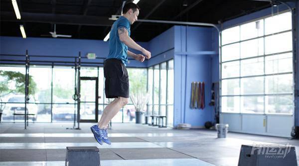 5個動作提高燃脂效果！原來只需輕輕一跳？