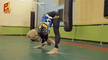 防止跑步肌肉腿！9個動作3分鐘跑完拉伸塑形美腿