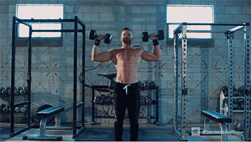 身高將近1米8韓國女神，因健身不僅腿長身材越發凹凸有致