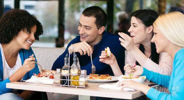 10個(gè)生活習(xí)慣輕松減肥！流行美國的“懶人減肥法”