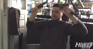 新的一年，祝你跟這個(gè)小伙一樣：減肥上癮