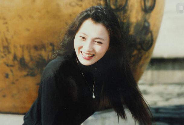 53歲的最美楊貴妃曾為戲暴增30斤，退出演藝圈的她美得讓人驚訝