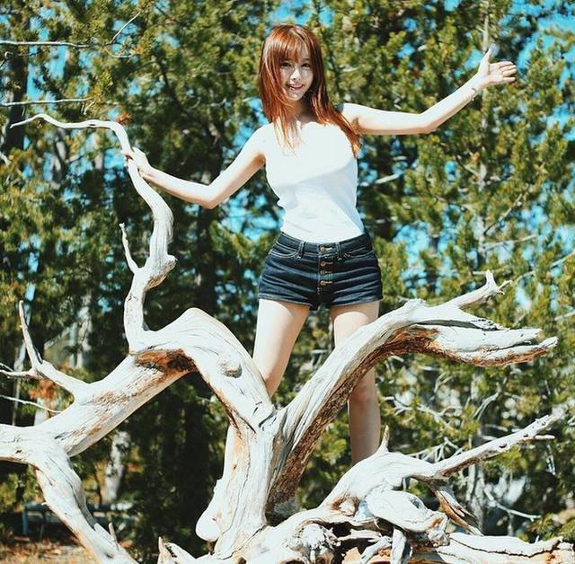 韓國J罩杯女主播 胸太大健身尷尬