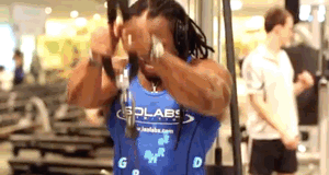 健身大神的訓練日常！9個動作練出大塊頭