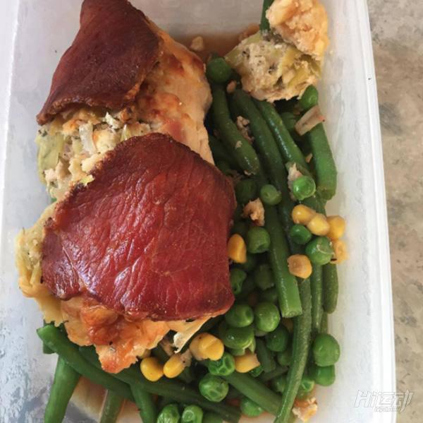 英國小職員2年減肥70斤成網(wǎng)紅！順便部門經(jīng)理成了她男朋友