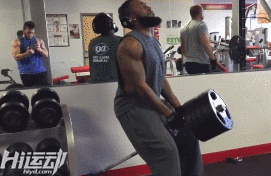 由“夜店哈”進(jìn)化成“努力哈”，帶領(lǐng)火箭掉打騎士隊(duì)！哈登的增肌計(jì)劃