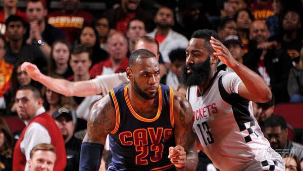 由“夜店哈”進(jìn)化成“努力哈”，帶領(lǐng)火箭掉打騎士隊(duì)！哈登的增肌計(jì)劃