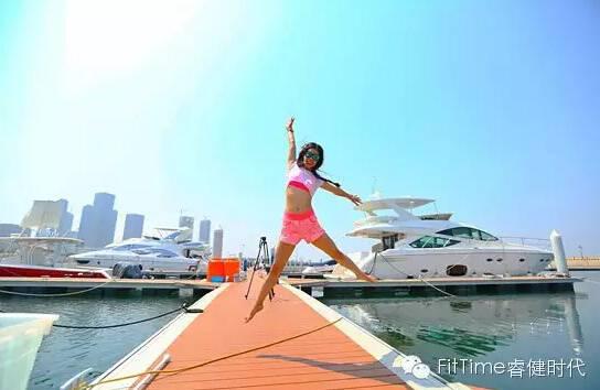 新疆妹子鍛煉出馬甲線的歷程故事