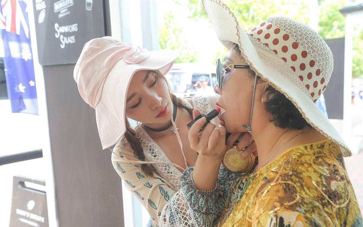 柳巖緊張運動裝 好身材一覽無余