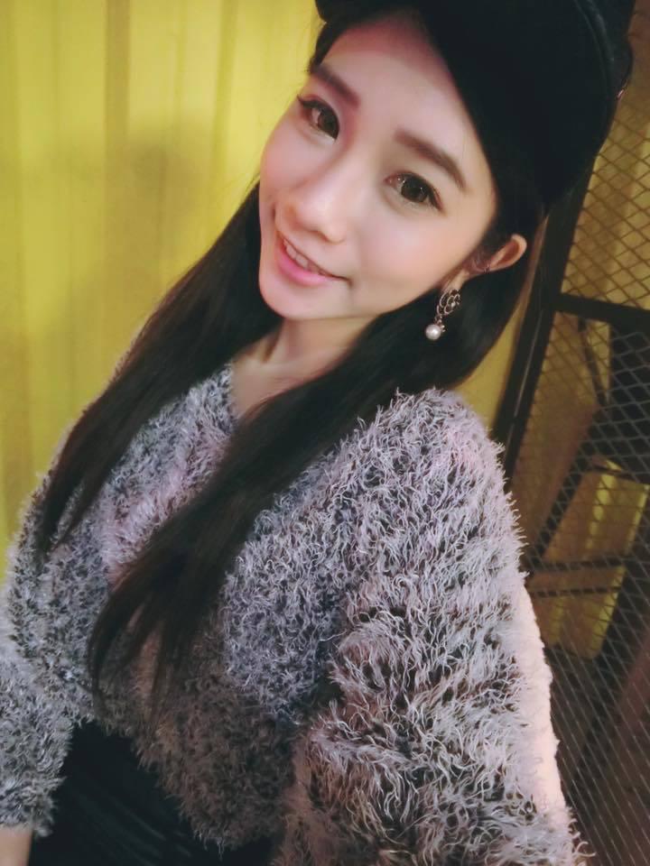 臺灣網紅嫩模身材棒 人送稱號乳媚娘