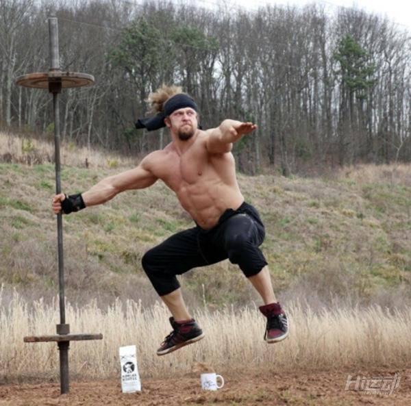 滿腦子都是騷操作！健身界的一股泥石流