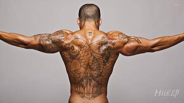 身高只有1.66，但肌肉比例很漂亮！一周5練訓練計劃分享