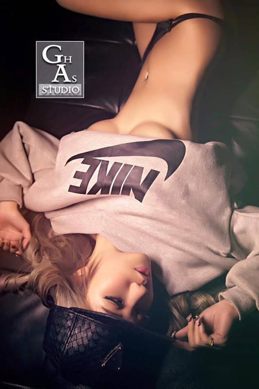 臺灣網紅嫩模身材棒 人送稱號乳媚娘