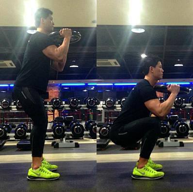 用最簡(jiǎn)單的道具練全身 杠鈴片做運(yùn)動(dòng)