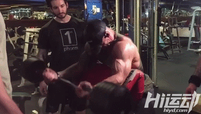 除配槍外，還得健身練出強壯身體！紐約警察是最危險的職業