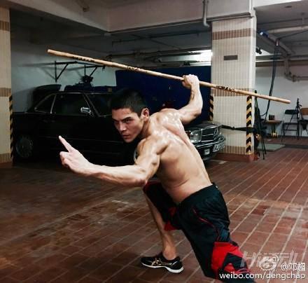 向華強兒子向佐從大胖子減肥型男故事