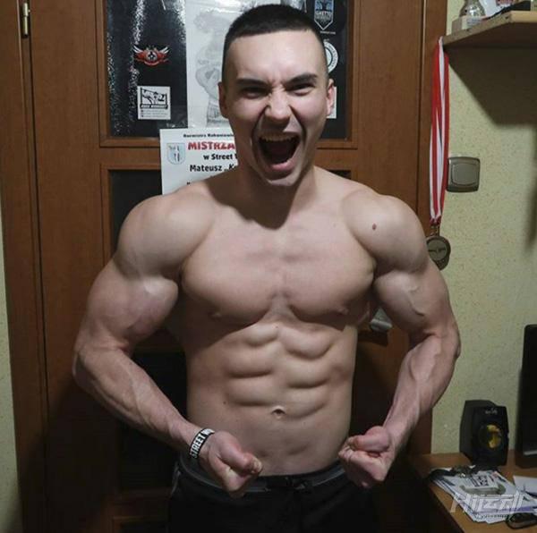 不用器械4年徒手健身！小伙從瘦“鵪鶉”到“肌霸”完美蛻變！