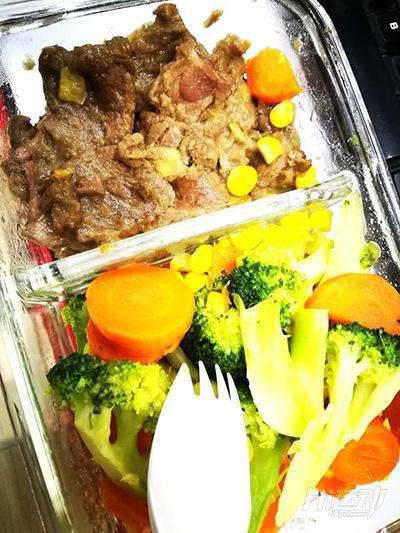 健身5個月記錄身體變化！自己動手做健身餐