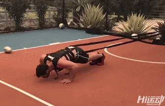 雷神3導演：“這一集你要跟綠巨人打架！”并丟給雷神一份健身計劃